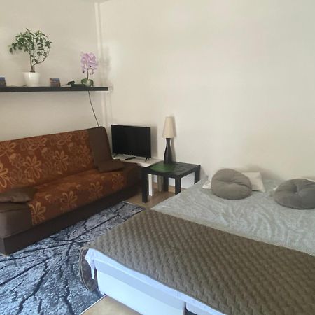 Komfortowy Apartament Na Florianskiej, Park Praski, Dw Wilenski,W Odleglosci Spaceru Od Starego Miasta, Milo Widziec Gosci Ze Zwierzetami 华沙 外观 照片